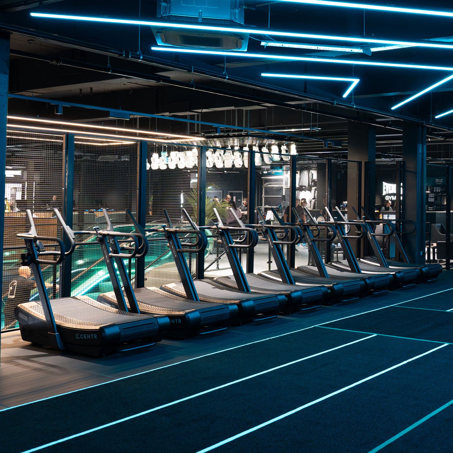 Centr x HYROX Perform Curved Treadmill