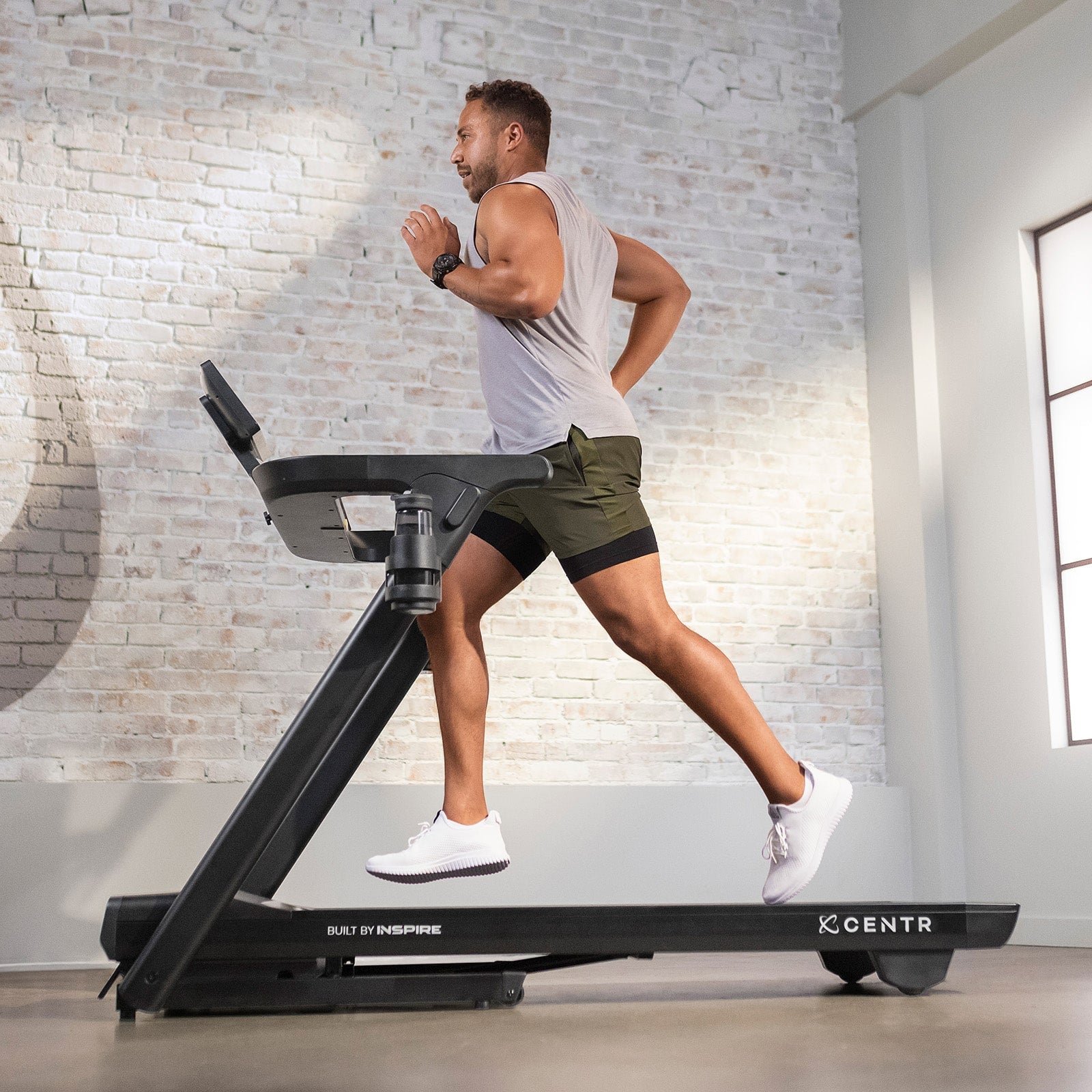 Centr Runr-S Treadmill